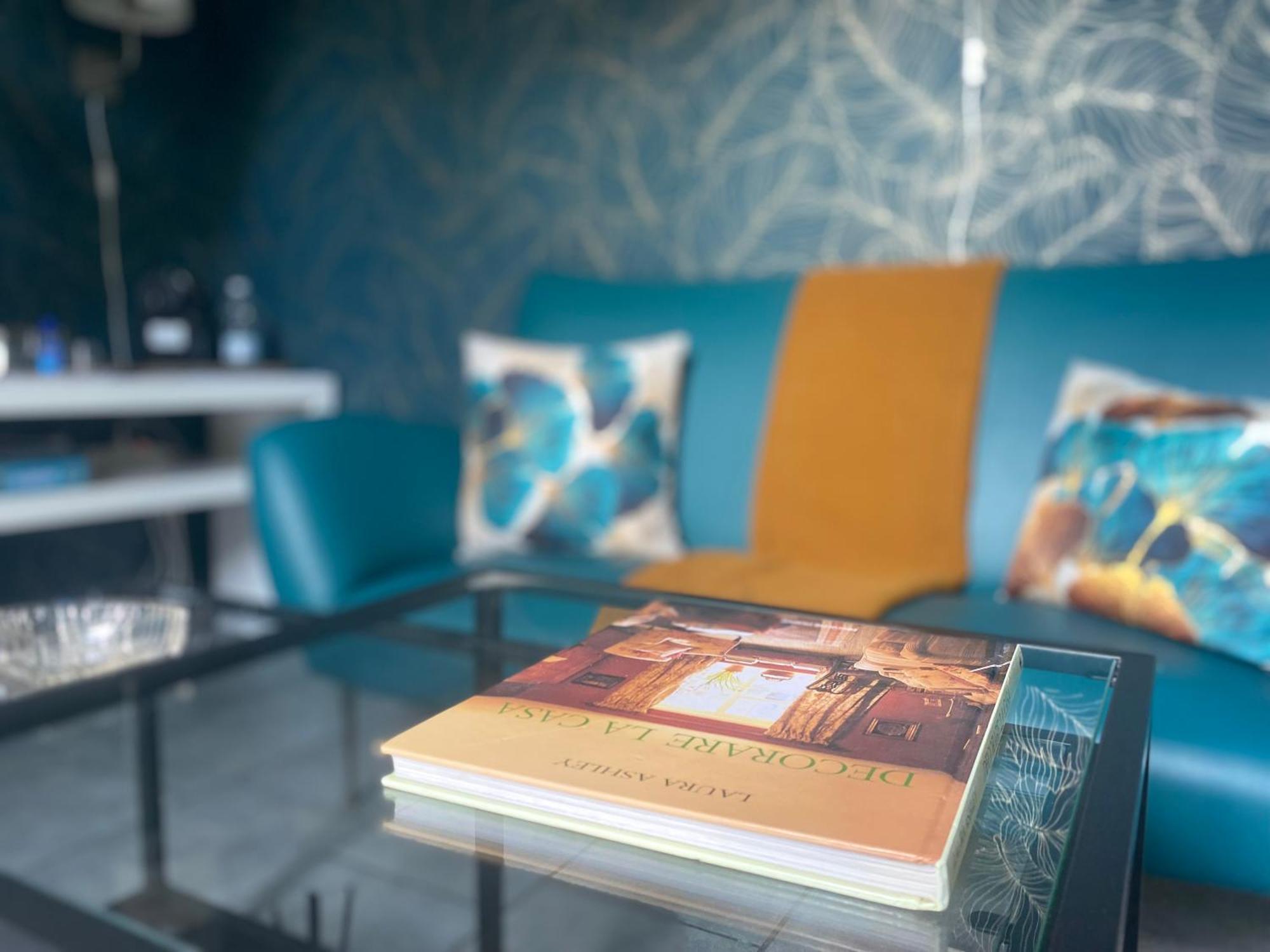 The Nest, Nel Cuore Di Chiaia