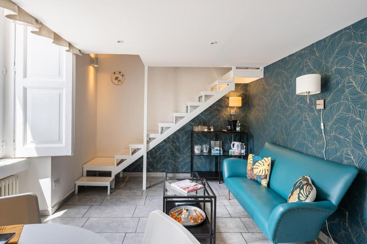The Nest, Nel Cuore Di Chiaia